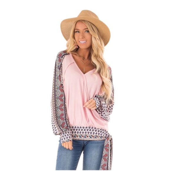 Wrap style top with side tie - Picture 2 of 5